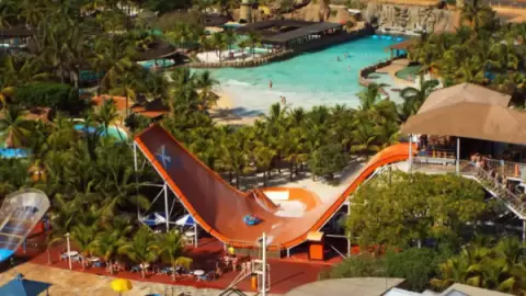 Half Pipe atração radical no Thermas dos Laranjais