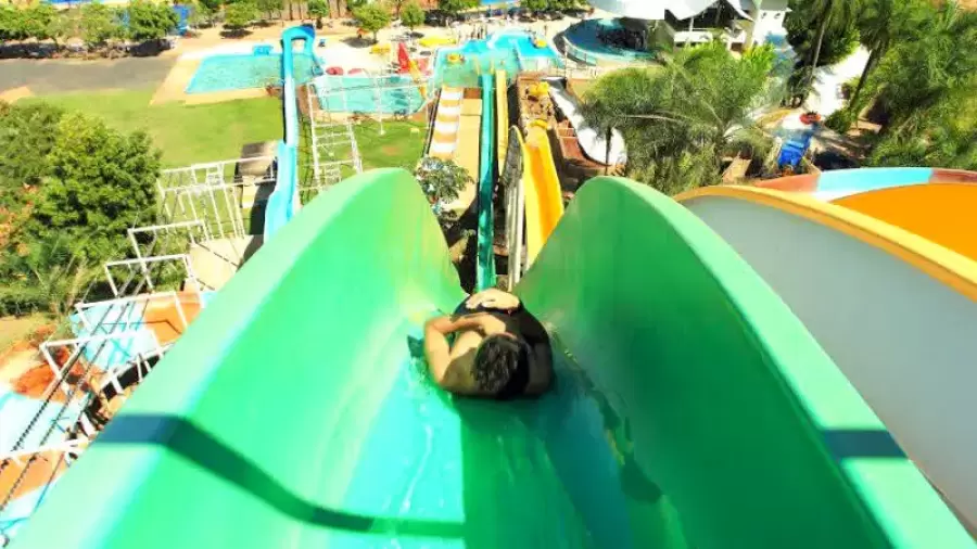 Imagem destauente: Everest atração radical no Thermas dos Laranjais
