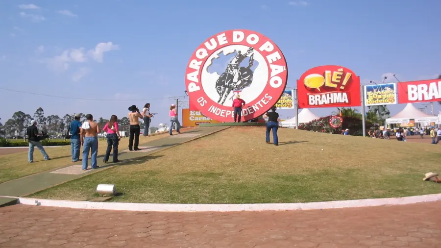 Imagem destauente: Festa do Peão de Barretos: rodeio, uma experiência incrível!